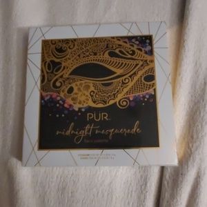 PUR Midnight masquerade palette